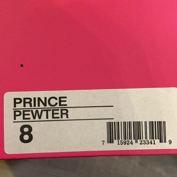 Stunning Betsey Johnson Heels - Picture 4 of 6